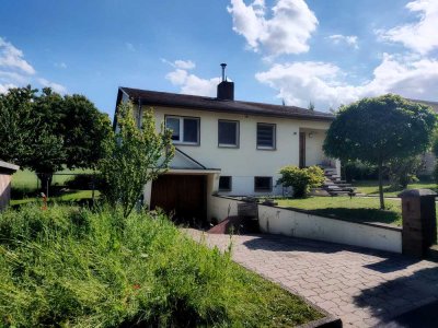 attraktives Einfamilienhaus mit Sauna und großem Doppelcarport