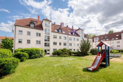 Bezugsfreie 3-Raum-ETW mit Balkon und Stellplatz in DD-Klotzsche. Funktioneller Grundriss!