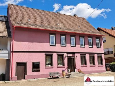 JETZT zugreifen -  Geräumiges  Einfamilienhaus, (ehemals Gasthaus)  78564 Reichenbach