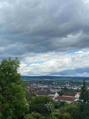 Schöne 3-Zimmerdachgeschosswohnung in Petersberg!