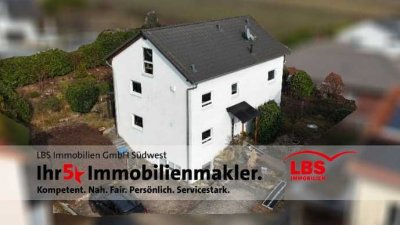 Großzügiges Wohnparadies für alle Generationen - Ihr Traumhaus mit Garten in ruhiger Lage.
