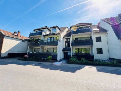 Kompakt, charmant, mit Doppelausblick: 2-Zimmer-Wohnung mit zwei Balkonen