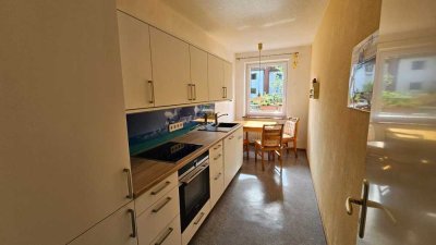 Exklusive Lage 3-Raum-Wohnung mit EBK in Bremen, teilmöbliert