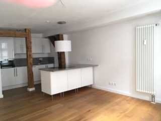 Exklusive, Altststadtwohnung 4-Zimmer-Wohnung mit Balkon und EBK in Hannover