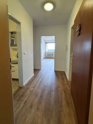 Ab sofort: große, helle und freundliche 1-Zimmer-Wohnung