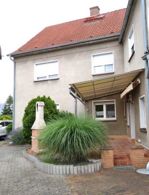 Naturidylle trifft Wohnkomfort - Zweifamilienhaus in bester Lage von Grünewalde