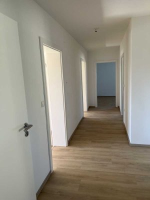 Helle 3-Zimmer-Wohnung mit großem Balkon in Altötting