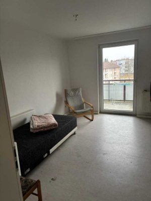 Helle ansprechende 2 Zimmer Wohnung zu vermieten