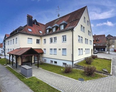 Gepflegte 2-Zimmerwohnung mit moderner Küche und TG-Stellplatz in zentraler Lage in Isny im Allgäu