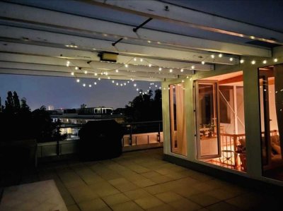 Großzügiges Penthouse mit Sonnenterrasse und stilvollem Wintergarten
