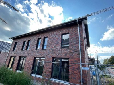 Wunderschöne Neubau Maisonette-Wohnperle ! KFW Förderung und 5 % Afa möglich! Mit modernster Technik