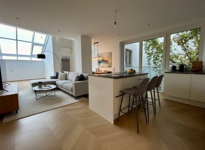 1010! Topmoderne 4-Zimmer DG-Maisonette mit Balkon – Innenstadtflair inklusive!