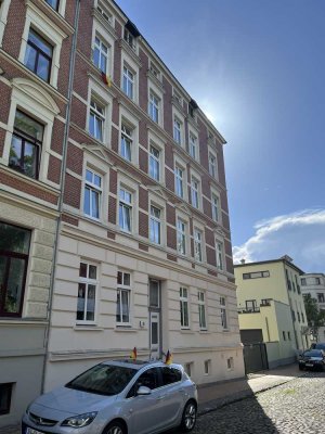 Helle 2-Zimmer-Wohnung mit Dachterrasse  - Werdervorstadt Schwerin