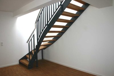 Penthaus über 2 Ebenen mit schöner Dachterrasse  im Effizienzhaus 70  incl. mod. Einbauküche