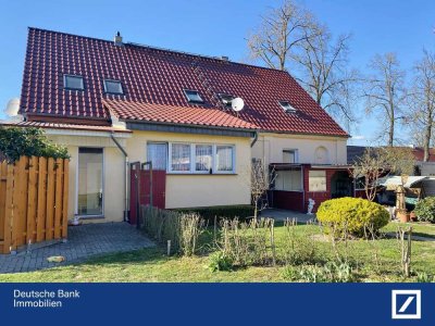 “Charmantes Dreifamilienhaus in idyllischer Lage von Staffelde – Kremmen“