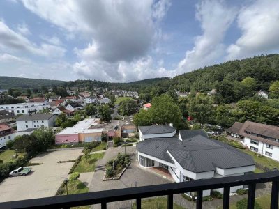 Für Jung und Alt! Eine ideale 2-Zimmer-ETW mit Balkon und Garage!