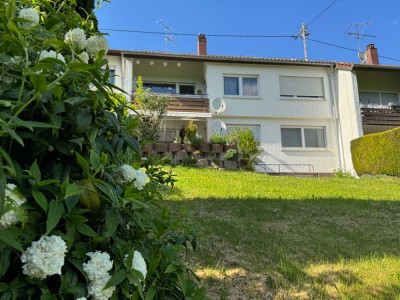3,5 - Zimmer - ETW mit sonnigem Balkon, Garten und Garage in bevorzugter Halbhöhenlage!