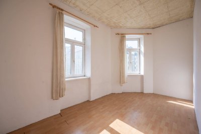 ++Gablenzgasse++ Sanierungsbedürftige 1,5-Zimmer Altbau-Wohnung, viel Potenzial