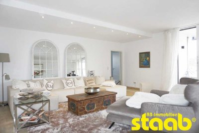 GERÄUMIGES PENTHOUSE AM FUßE DES GODELSBERG!
