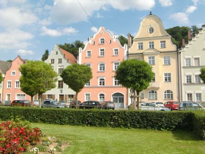 Wohnen am Hofgarten-  Sanierte, sehr ruhige und zentrale 3-Zi. Wohnung