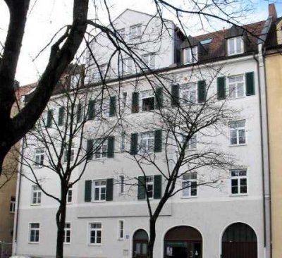 Gepflegte 2-Zimmer-Altbau-Wohnung in München - Laim
