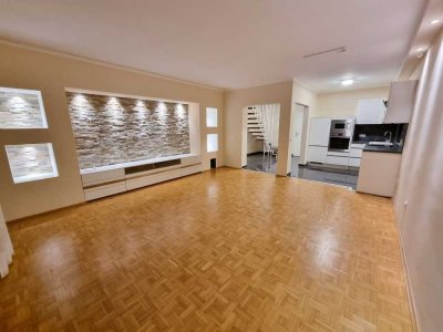 Vollständig renovierte 3-Zimmer-Wohnung mit Balkon und Einbauküche in Waltrop