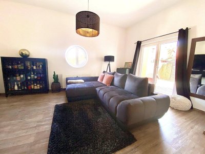 AB 01.06.2026 VERFÜGBAR I SONNIGER BALKON I MITTEN IN DER INNENSTADT I 3 EXTRA BEGEHBARE ZIMMER I BADEZIMMER MIT BADEWANNE I PROJEKT WOHNEN