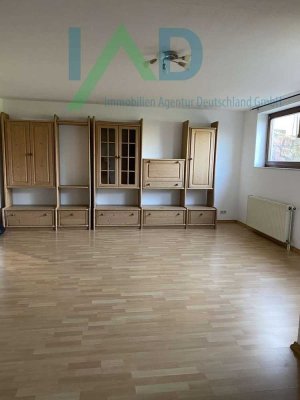 Eigentümer und Kapitalanleger: Eine moderne helle Souterrains 2-Zimmerwohnung
