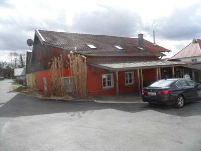 Wohnhaus oder Geschäftshaus 
für Privatzwecke/Gewerbe/Gastronomie 
in Ortenburg
