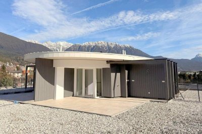 Traumhafte 2-Zimmer-Dachgeschosswohnung mit Terrasse und Dachgarten Top 25