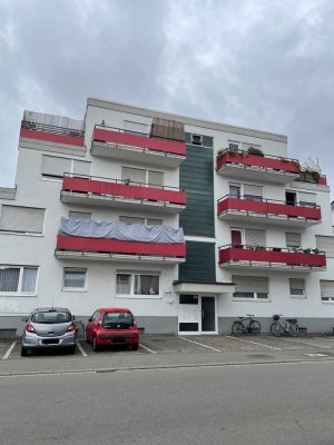 Willkommen in Weinheim, freundliche 3 ZKB mit Balkon