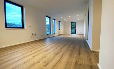 Lichtdurchflutete 3-Zimmer-Wohnung mit Balkon & Panorama-Blick