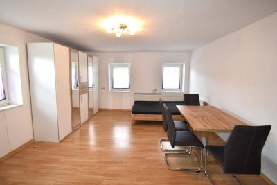 Möblierte und gepflegte Singlewohnung in ruhiger Grünlage nahe Amstetten