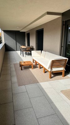 Moderne 4-Zimmer Wohnung mit großer Terrasse und Klimaanlage in ruhiger Lage