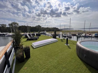 LUXUS Hausboot - 3 Etagen - 100m² Wohnen + 120 m² SONNENTERRASSE - Kamin, Kino, komplett individuell