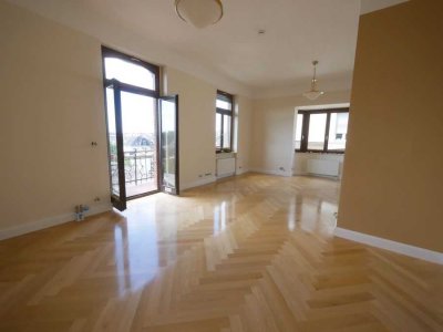 WI-Nordost -Stilaltbau,  Fernblick aus den Erkern