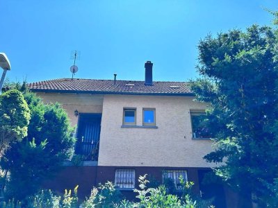 Charmantes Einfamilienhaus mit großem Garten
