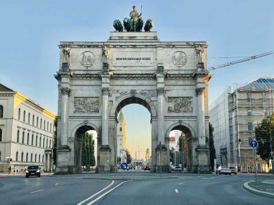 RSI - Gepflegtes MFH aus Familienbesitz in Mü.-Neuhausen mit 910 qm Wfl . + DG-Ausbau (195 qm Wfl.)