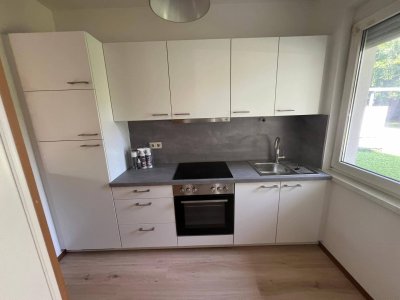 Perfekte Singlewohnung - komplett neu renoviert