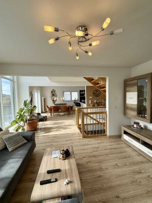 Nachhaltiges Traumhaus mit Pool, Doppelgarage und optionaler Einliegerwohnung – Ihr neues Zuhause!