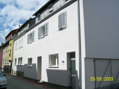 Tolle Dachwohnung für Studentinnen/-en in 2er-WG direkt bei der Hochschule