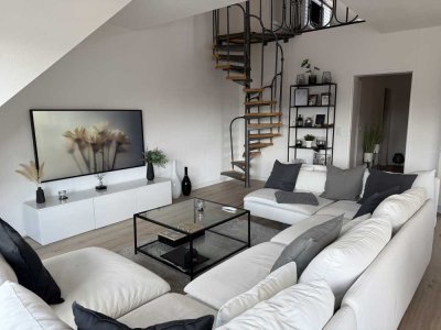 Helle Maisonette-Wohnung mit Balkon, neuwertiger Luxus Ausstattung und Top-Lage