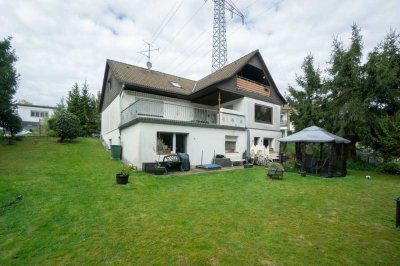 Kapitalanleger aufgepasst!! 
Voll vermietetes 3-Familienhaus am Ortsrand von Lennep