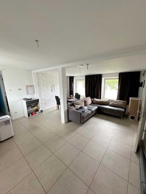 Schöne 4 ZKDB Wohnung zentral in Oppum zu vermieten!