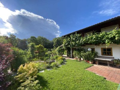 Einfamilienhaus mit 6 Zimmern mit 1862qm grossem (Bau-) Grundstück in Großkarolinenfeld