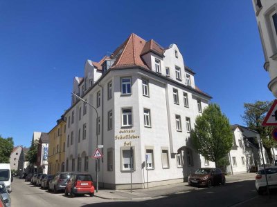 Charmante 2-Zimmer-Altbauwohnung