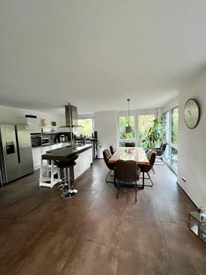Exklusive 3,5-Zimmer-Wohnung mit Balkon und EBK in ruhiger Lage in Heilbronn
