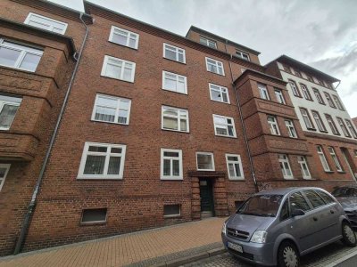 Frisch sanierte 3 Zimmer Altbau-Wohnung im Herzen von Schwerin