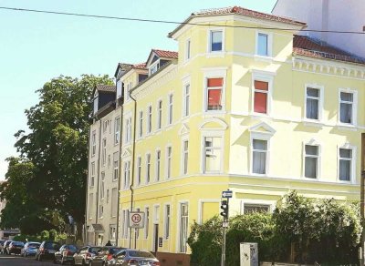 MFH, hohe Rendite über 7,2%, 8 WE, Garten, saniert und gut vermietet in zentraler Lage