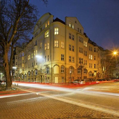 Einzigartige 2-Zimmer Altbauwohnung  Kulturdenkmal – Provisionsfrei